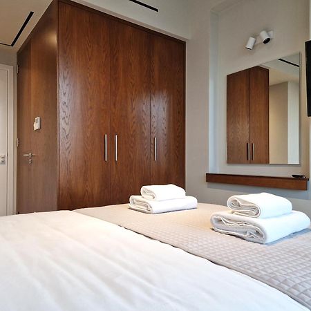 Aeon Residences - In The Heart Of Paphos Exterior foto