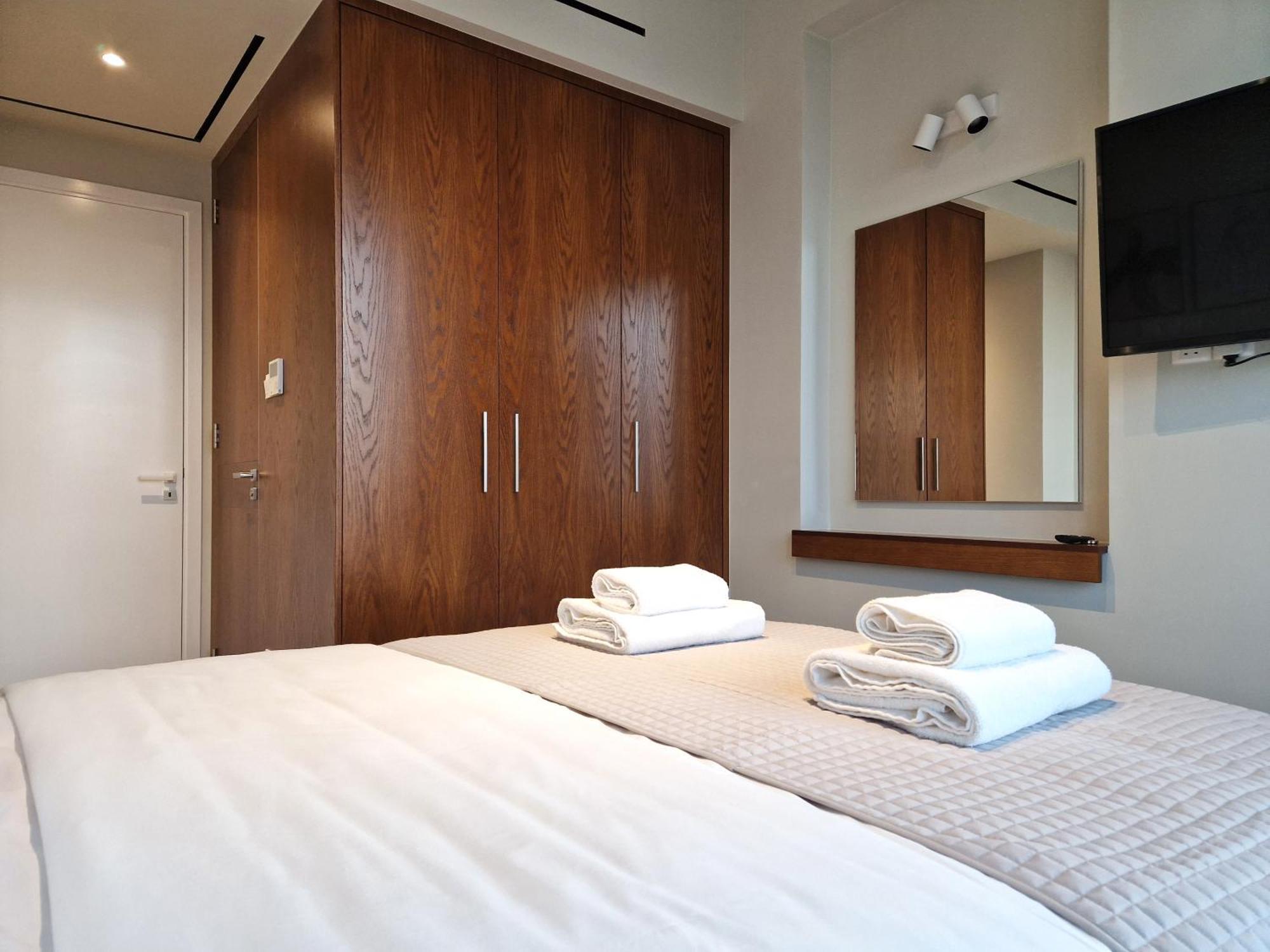 Aeon Residences - In The Heart Of Paphos Exterior foto